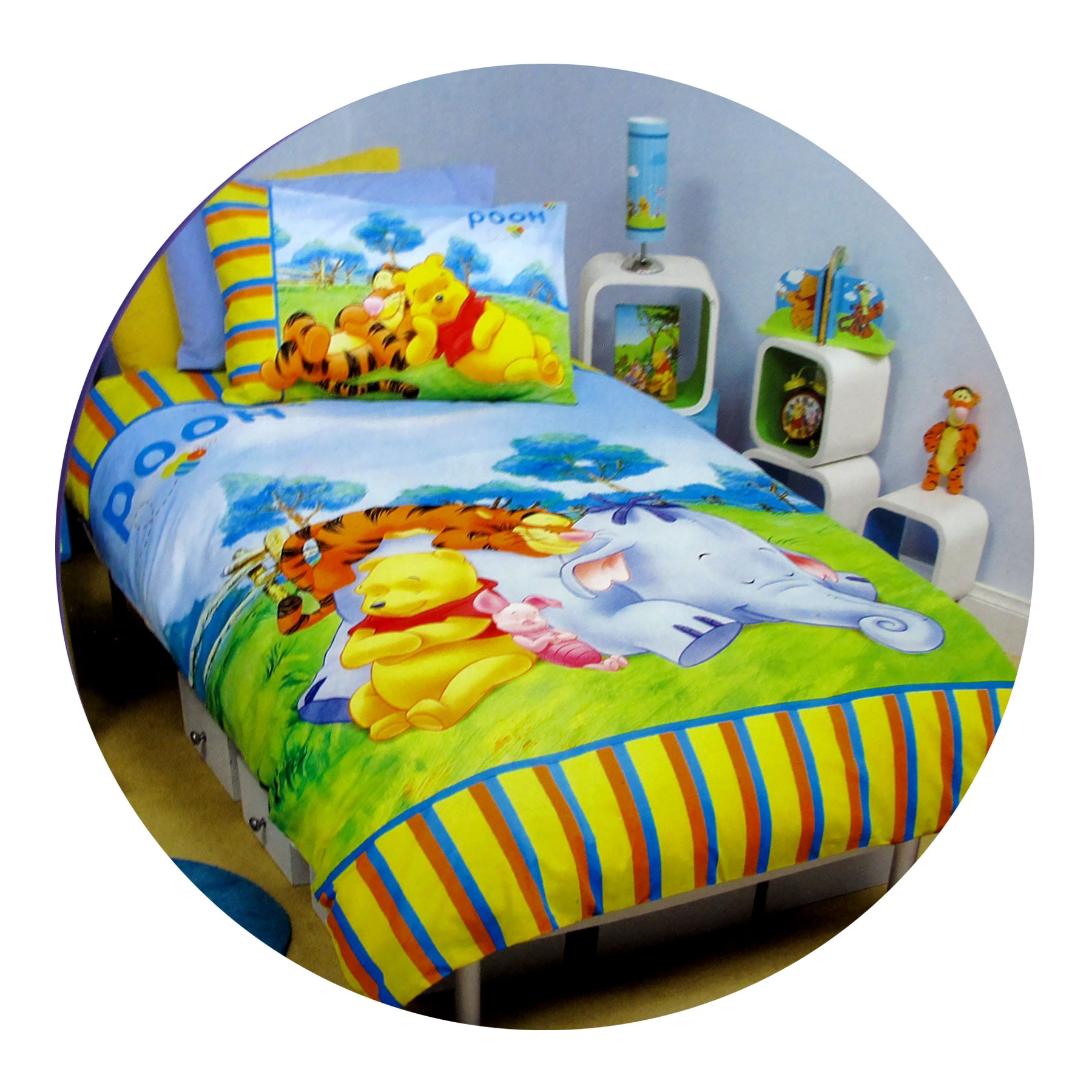 V442-CAP-QUILTCS-WINNIETIGER-MULTI-SB-97798-00 Disney Winnie The Pooh Quilt Cover Set Tiger & Pooh Single - Image 1