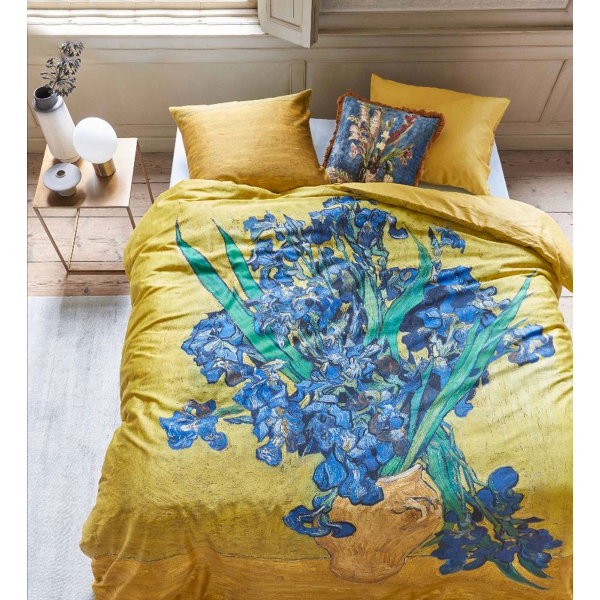 V442-HIN-QUILTCS-IRISES-YELLOW-KI-83351-00 Bedding House Irises Yellow Cotton Sateen Quilt Cover Set King - Image 1