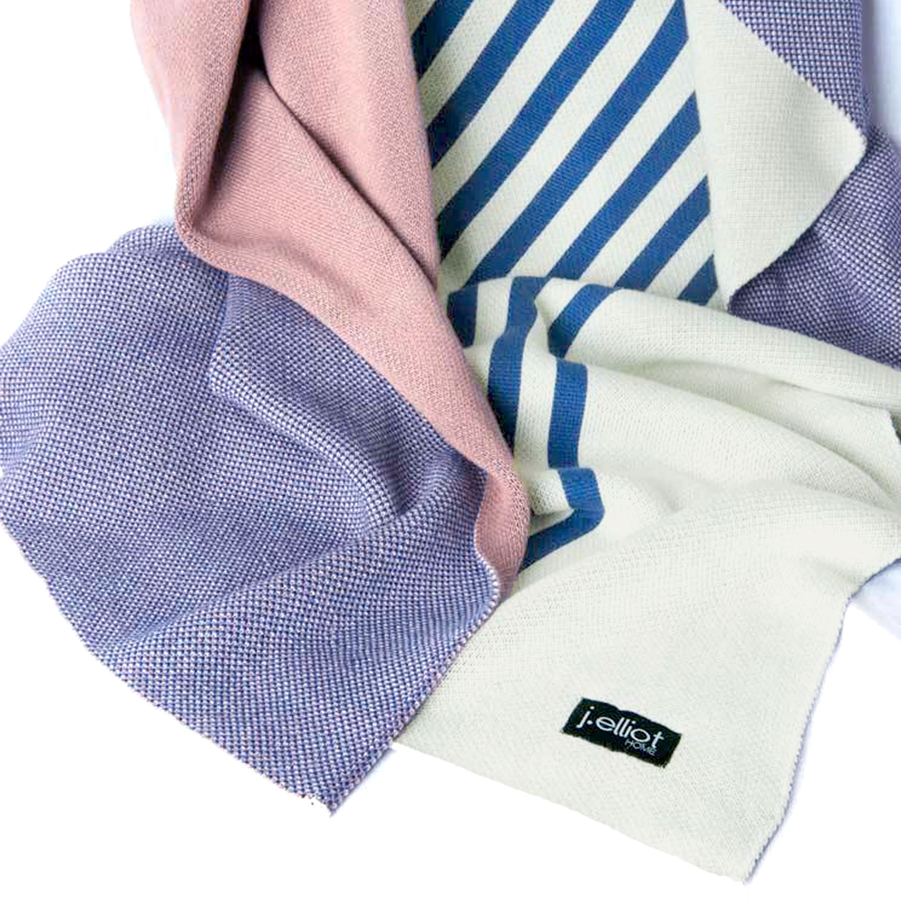 V442-IDC-THROW-GEMMA-BLUEPINK-RE-78557-00 J.Elliot Home Gemma 100% Cotton Throw Rug Santorini Blue/ Dusty Pink Home - Image 1