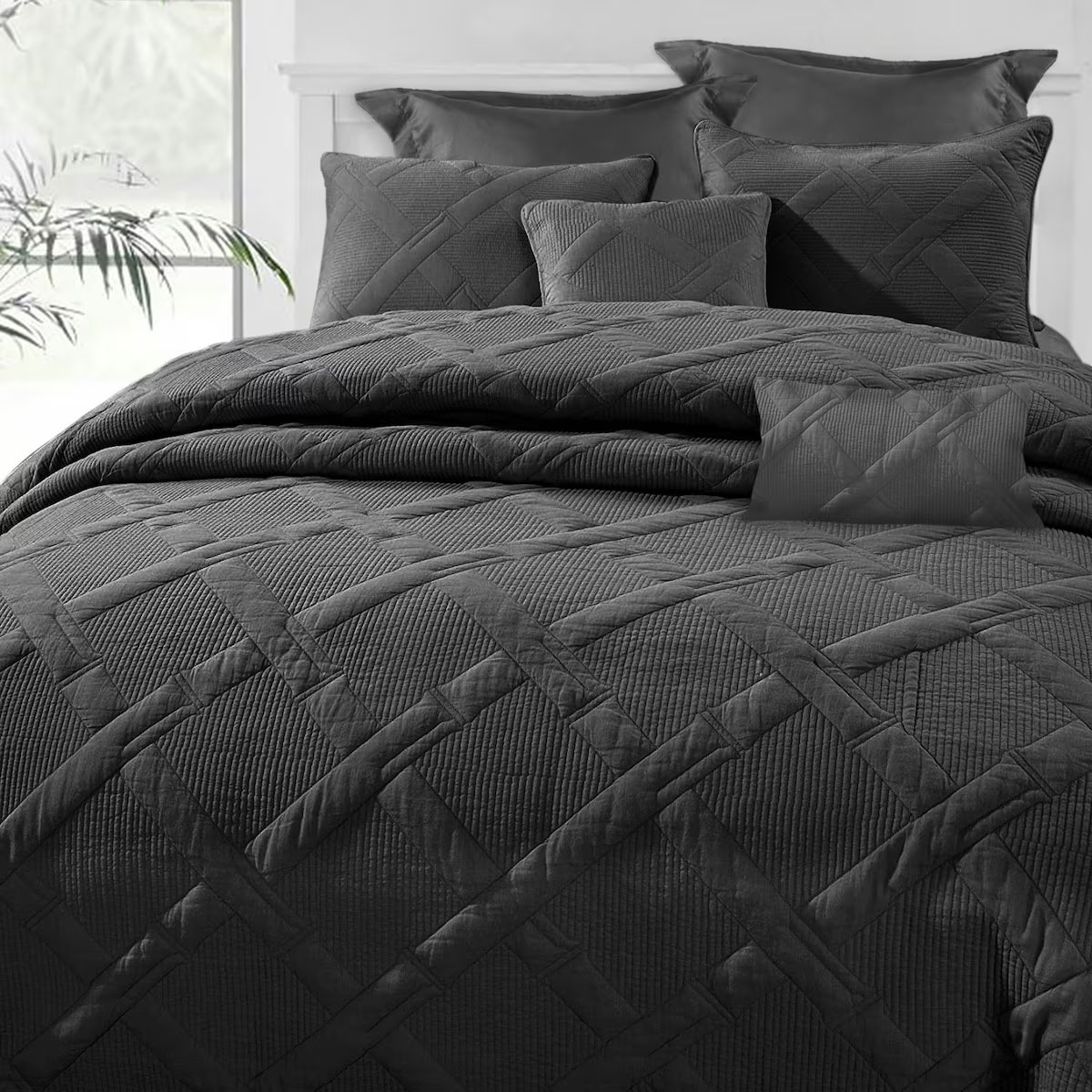 V442-KIT-COMFORTER-7PCAIRCLOUD-CHARCOAL-QS-202503241621-00 Ramesses Charcoal 7- Piece Air Cloud Bamboo Blend Matelasse Comfort Set Queen - Image 1