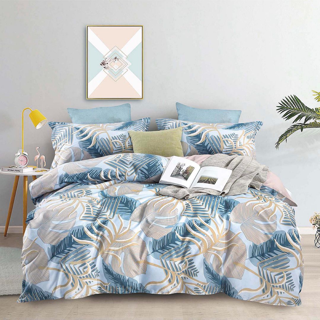 V493-MQ-463-88084-00 Fiesta Queen Size Quilt/Duvet Cover Set - Image 1