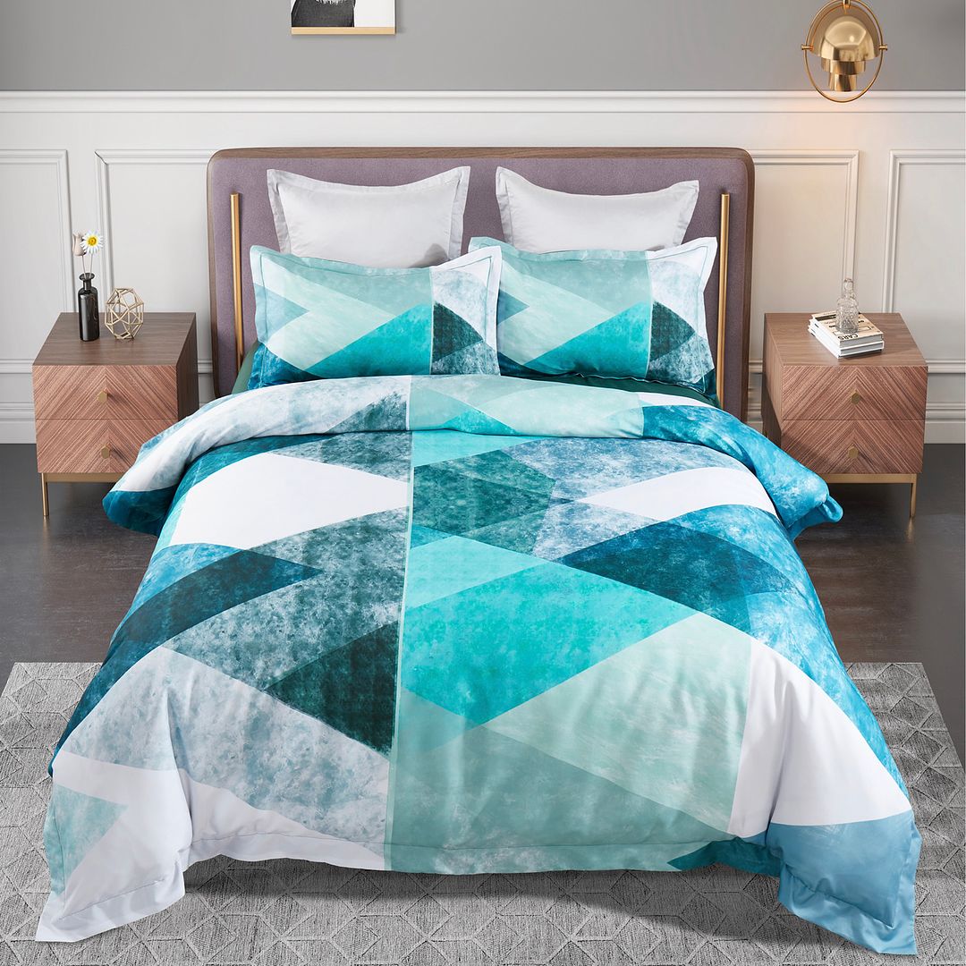 V493-SM-SK-23-150831-00 Takashi Quilt Cover Set - Super King Size - Image 1