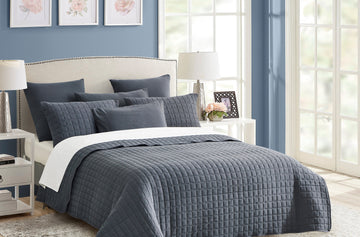 V517-VSC7-KCHA-94758-00 7 piece vintage stone wash comforter set king charcoal - Image 1