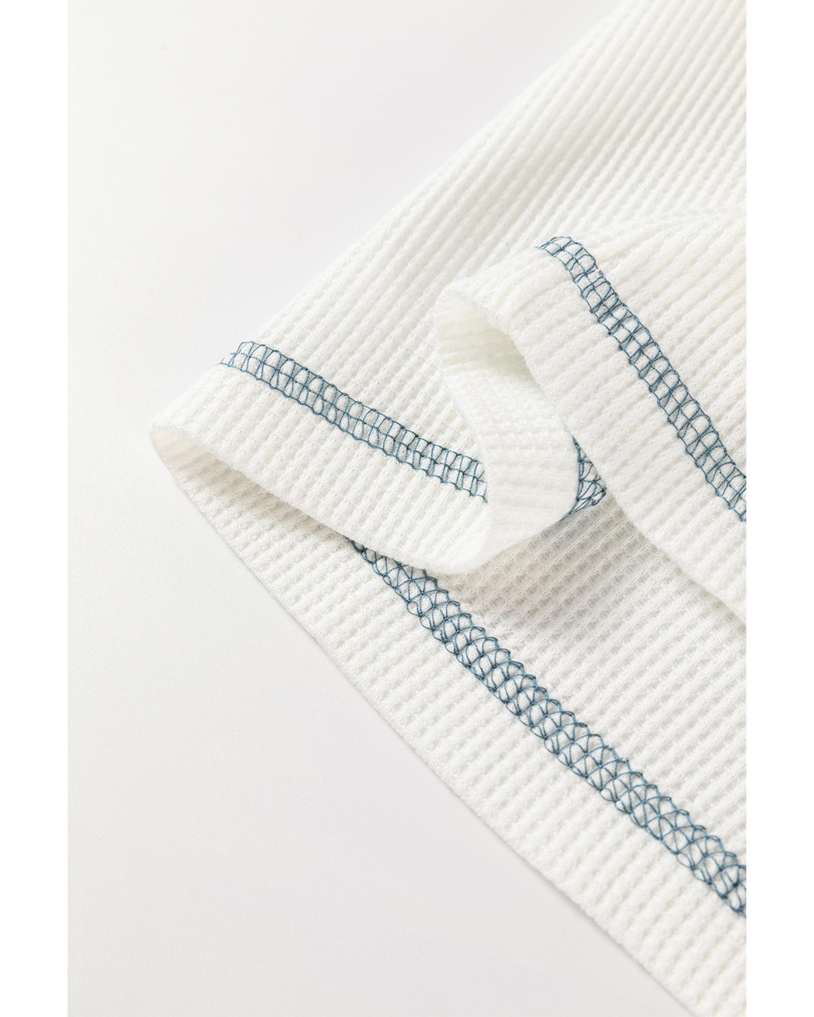 V539-AZEXDC25129371-P1-M-202508271710-00 White Floral Patchwork Waffle Knit Raglan Top - M - Image 1