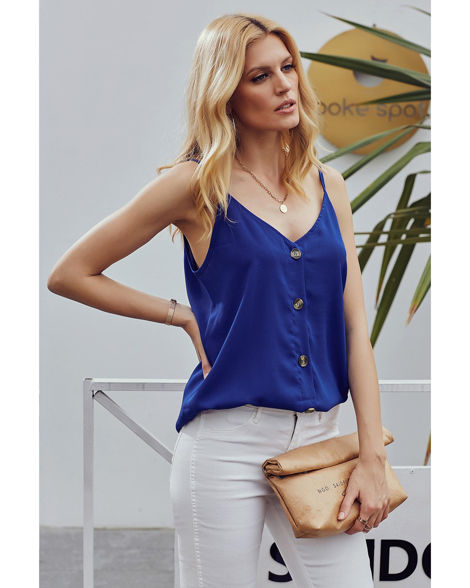 V539-AZEXDC251835-5-L-202508271130-00 Azura Exchange Blue Spaghetti Strap Buttoned Tank Top - L - Image 1