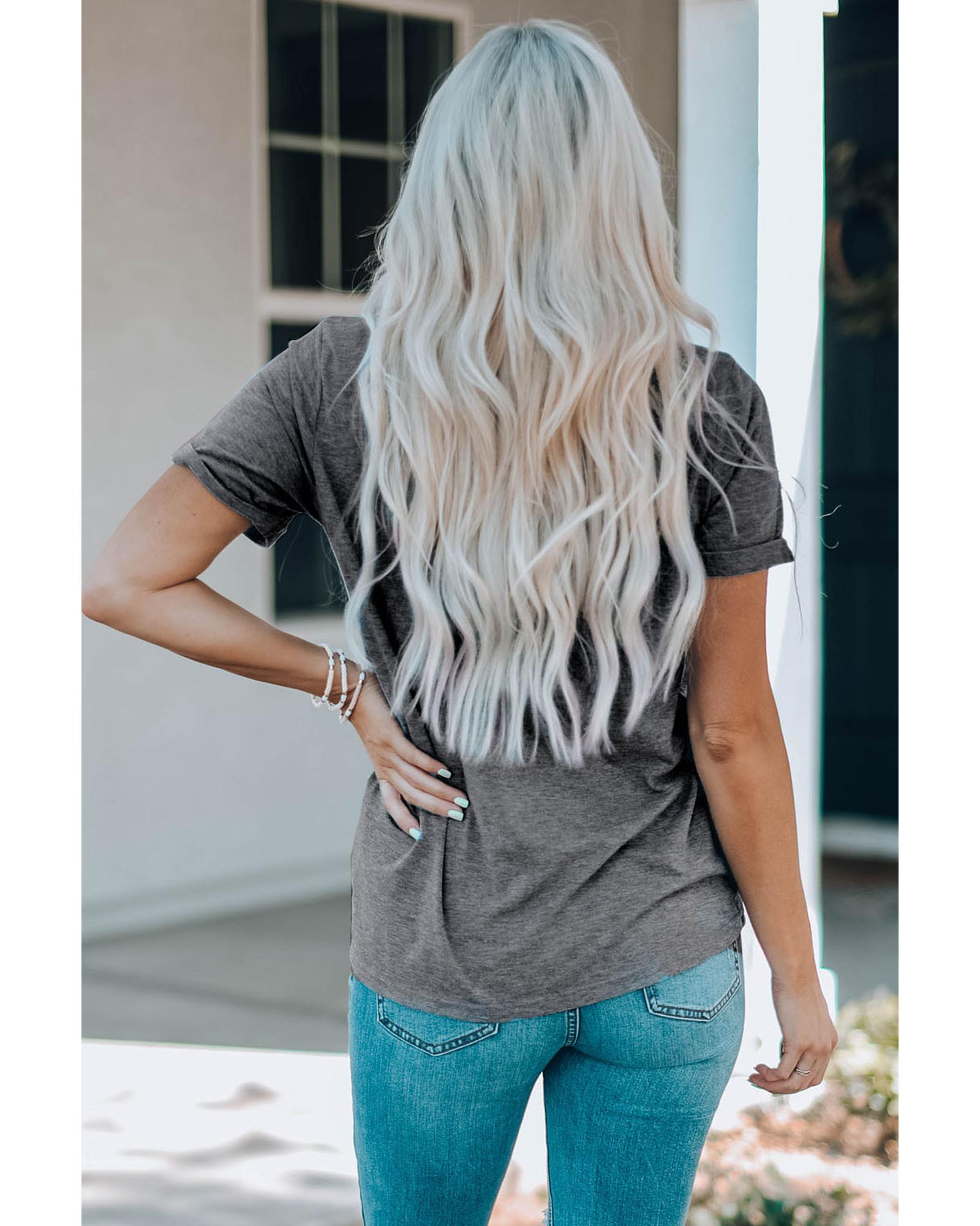 V539-AZEXDC25219858-11-XL-202508261810-00 Azura Exchange Leopard Turquoise Bead Mama Graphic T-shirt - XL - Image 1