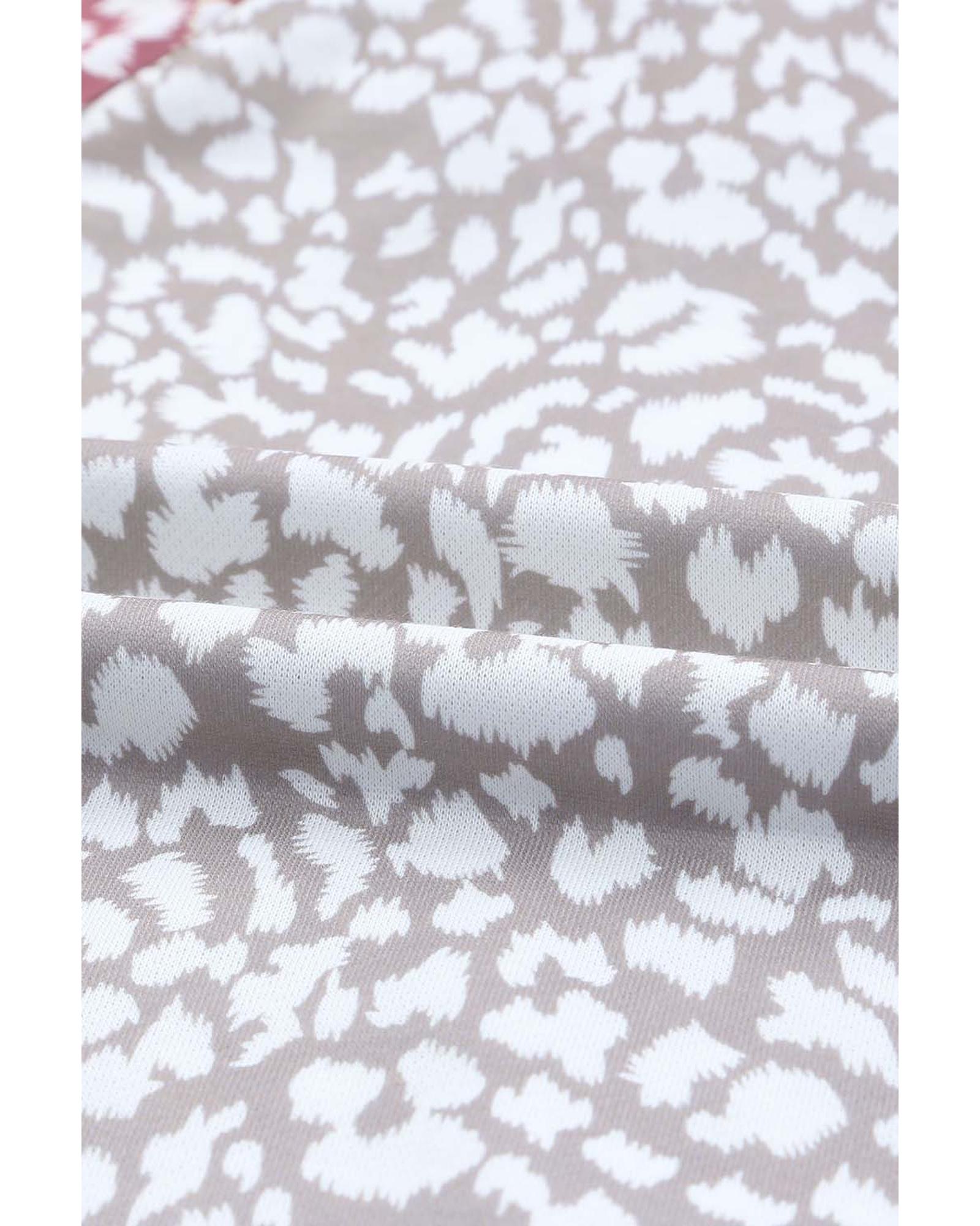 V539-AZEXDC25312327-10-2XL-202508260500-00 Azura Exchange Leopard Hooded Sweatshirt - 2XL - Image 1