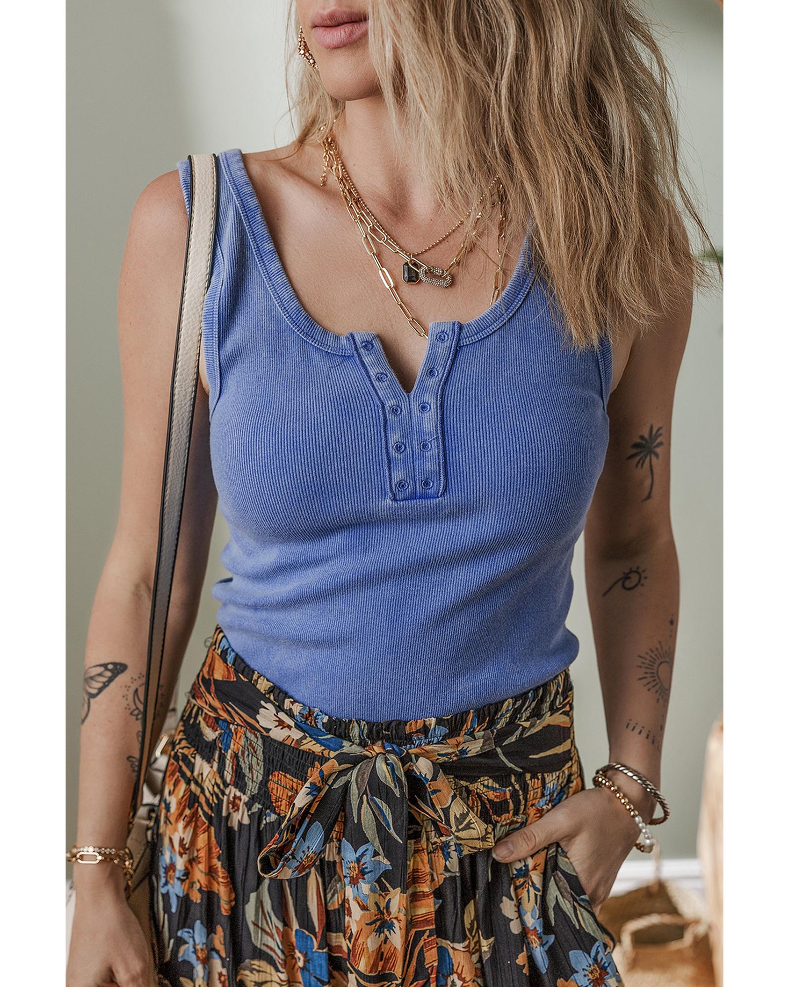 V539-AZEXDC25612491-P205-L-202508300700-00 Sky Blue Mineral Wash Ribbed Notch Neck Tank Top - L - Image 1