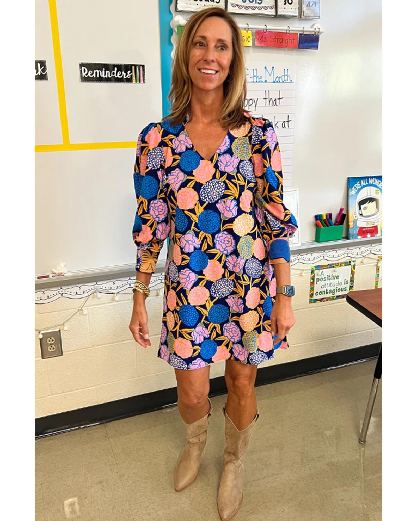 V539-AZEXDC6122505-P605-M-202508310310-00 Navy Blue Hydrangea Floral Print Bishop Sleeve V Neck Shift Dress - M - Image 1