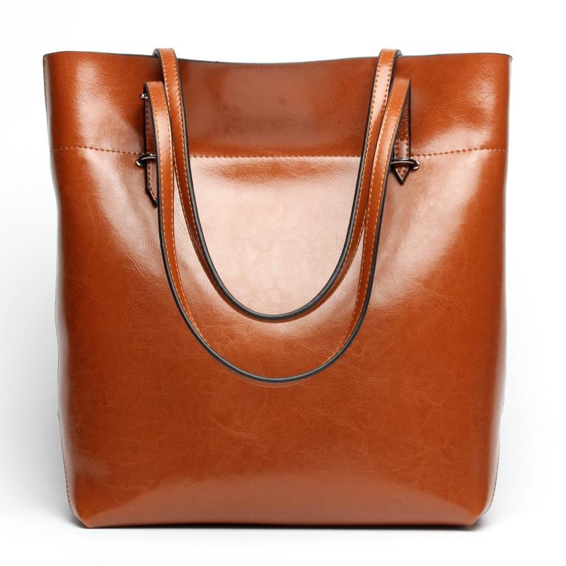 V562-F1035826650DBT-202505191701-00 Stylish Shoulder Tote For Women - Vintage Brown - Image 1