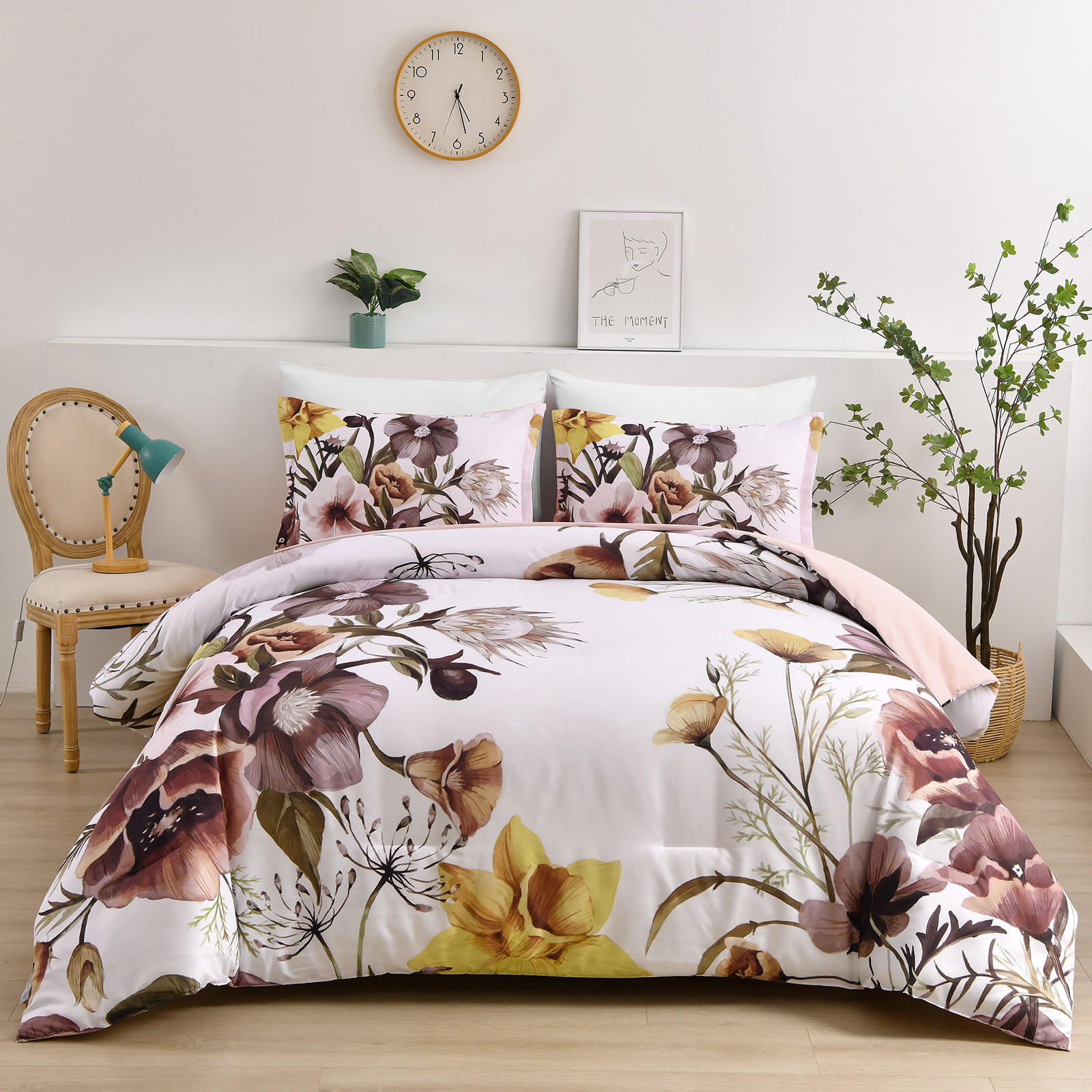 V745-MAB010807AJ3-191332-00 Floral Comforter Set, King Size, Blush Floral 3-Piece Bedding, Soft Microfiber for All Seasons - Image 1