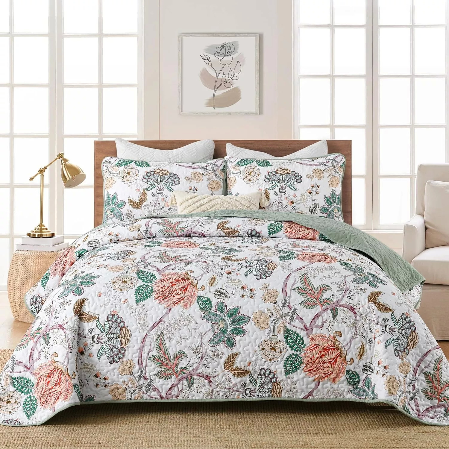 V745-MAC080513Q13U-190881-00 Understated Quilted coverlet and pillowcovers set: Subtle Elegance - Queen size - Image 1