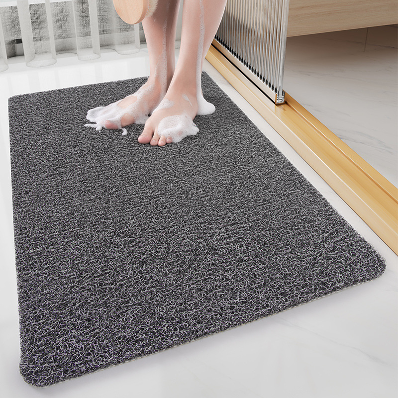 V888-ELOSUNG15203-212492-00 Black Non-Slip Loofah-Style Bathroom Mat - Quick-Dry and Soft 40*80cm - Image 1