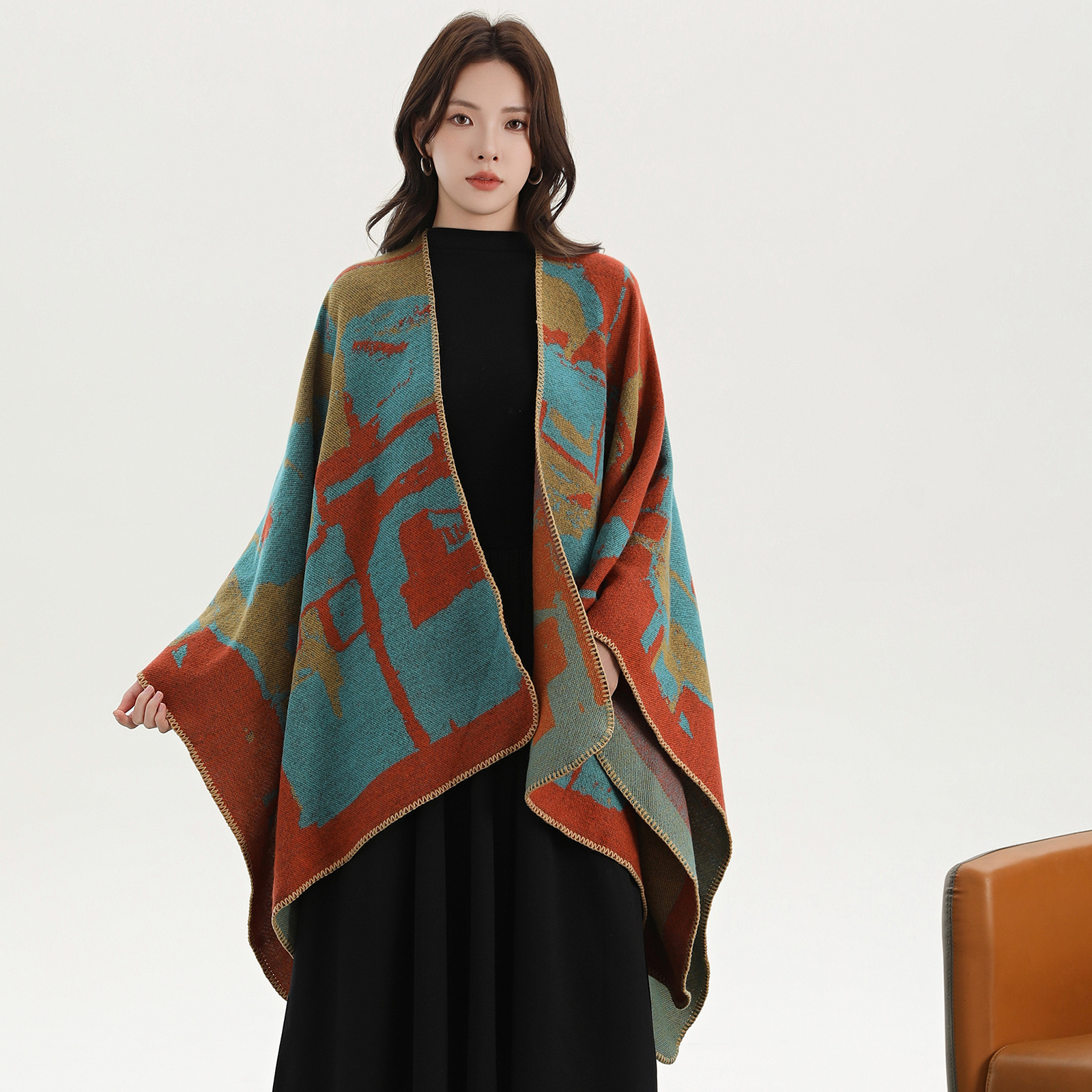 V888-ELOSUNG19659-202503111116-00 Graffiti Blurs City Orange Elegant Autumn Winter Shawl - Artistic Split-Design Knit Cloak with Oil Painting Style - Image 1
