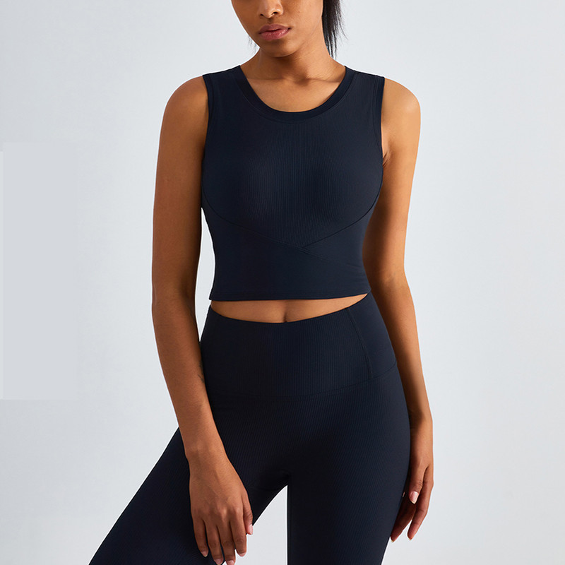 V888-ELOSUNG21042-226005-00 Size 6 Black Fixed Cup Sports Bra with Cross-Back Design - Seamless Yoga Bra for Women - Image 1