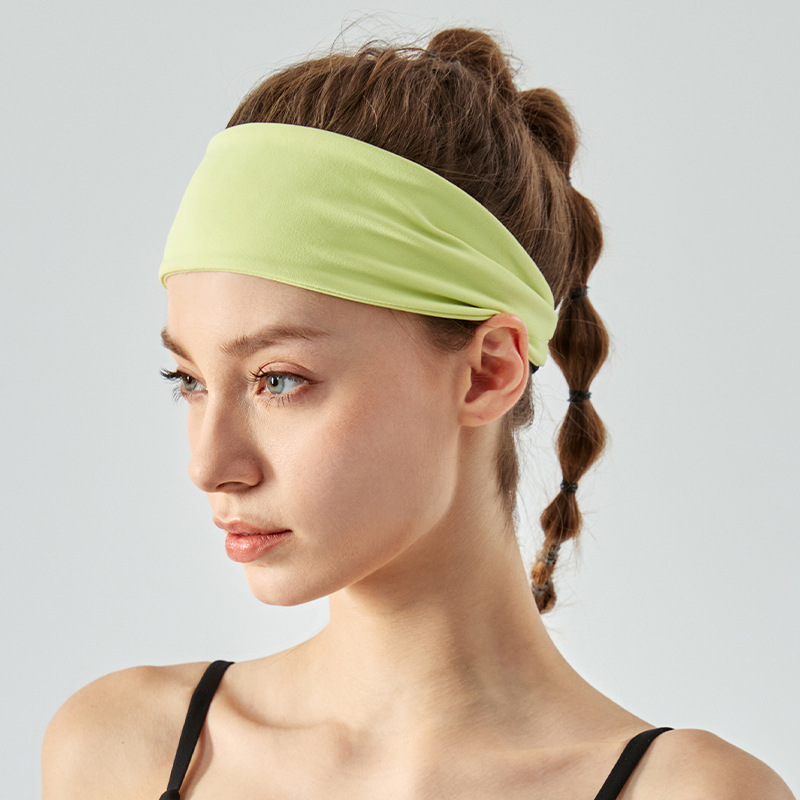 V888-ELOSUNG24541-202504141736-00 Green Premium Wide Yoga Headband - Breathable Nylon/Spandex Sweat-Wicking Hair Band for Women (49cm Circumference) - Athletic Non-Slip Fitness Headwrap - Image 1