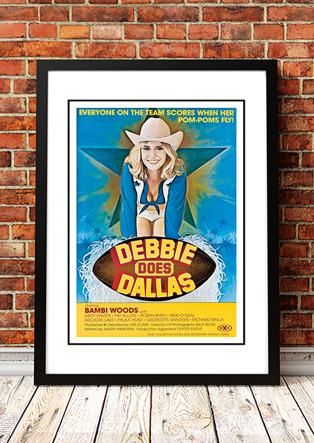 V967-CMP35-A4-202504140936-00 Debbie Does Dallas' Cult Movie Poster! - Framed A4 - Image 1