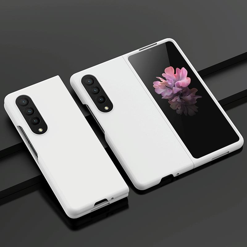 V562-A205451300ADE-202508280530-00 For Samsung Galaxy z Fold4 5G Smooth Skin Phone Case with Big Hole Fuel Injection - Black - Image 1