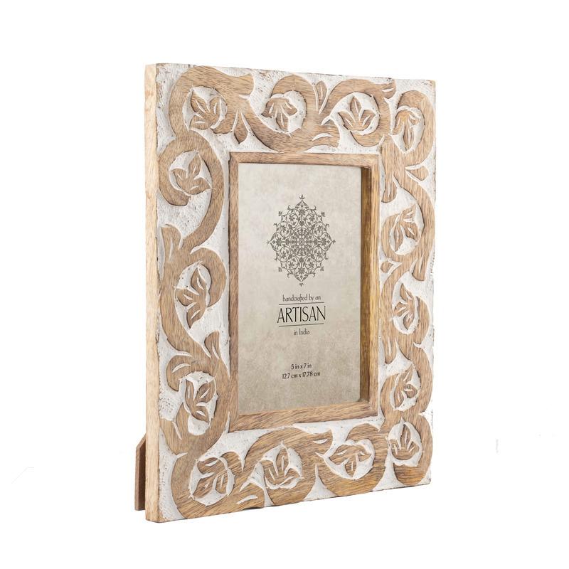 V637-53608PFR-202508251720-00 Handcrafted 5x7in 'Bold' Photoframe 29cm - Image 1