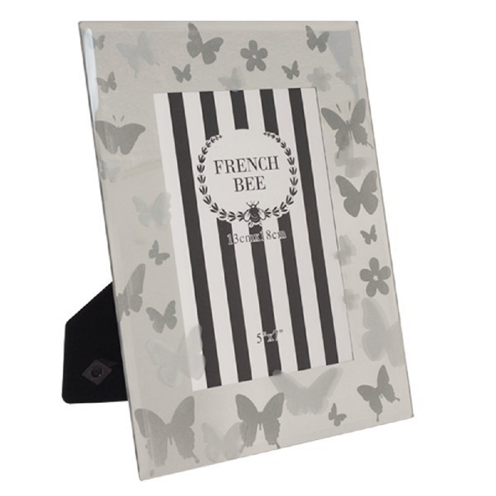 V637-67126-202508251315-00 Butterfly Photo Frame 5''x7'' Glass Front Gold 21cm - Image 1