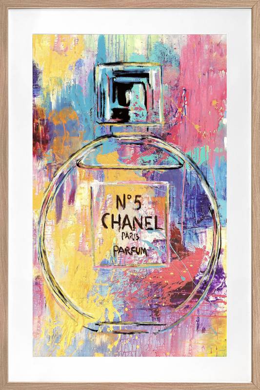 V637-E646058-202508252325-00 Luxury Perfume Artwork Framed W Glass Front 80x120cm - Image 1