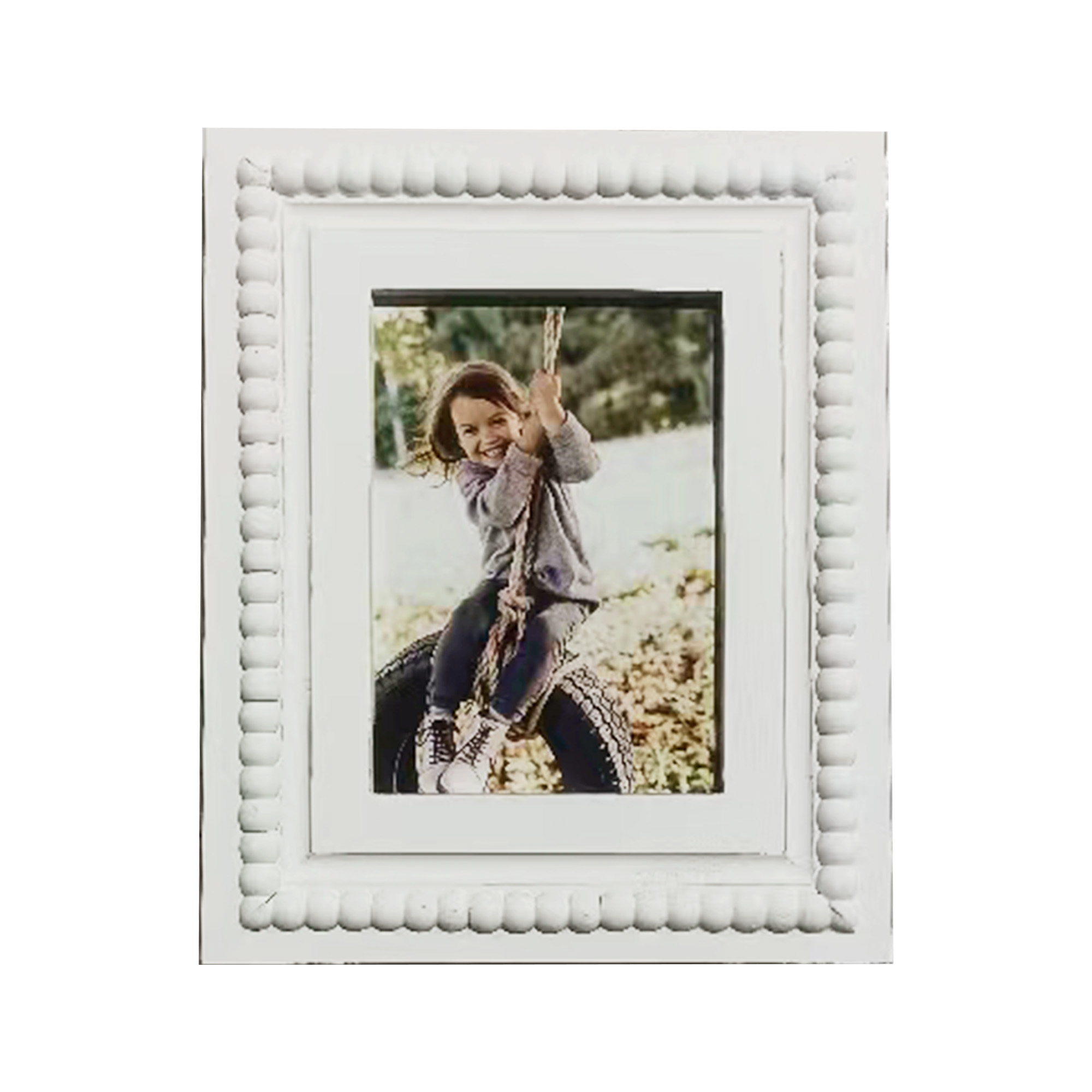 V637-WF-AHF220233-202508260508-00 Single White Photo Frame 32cm - Image 1
